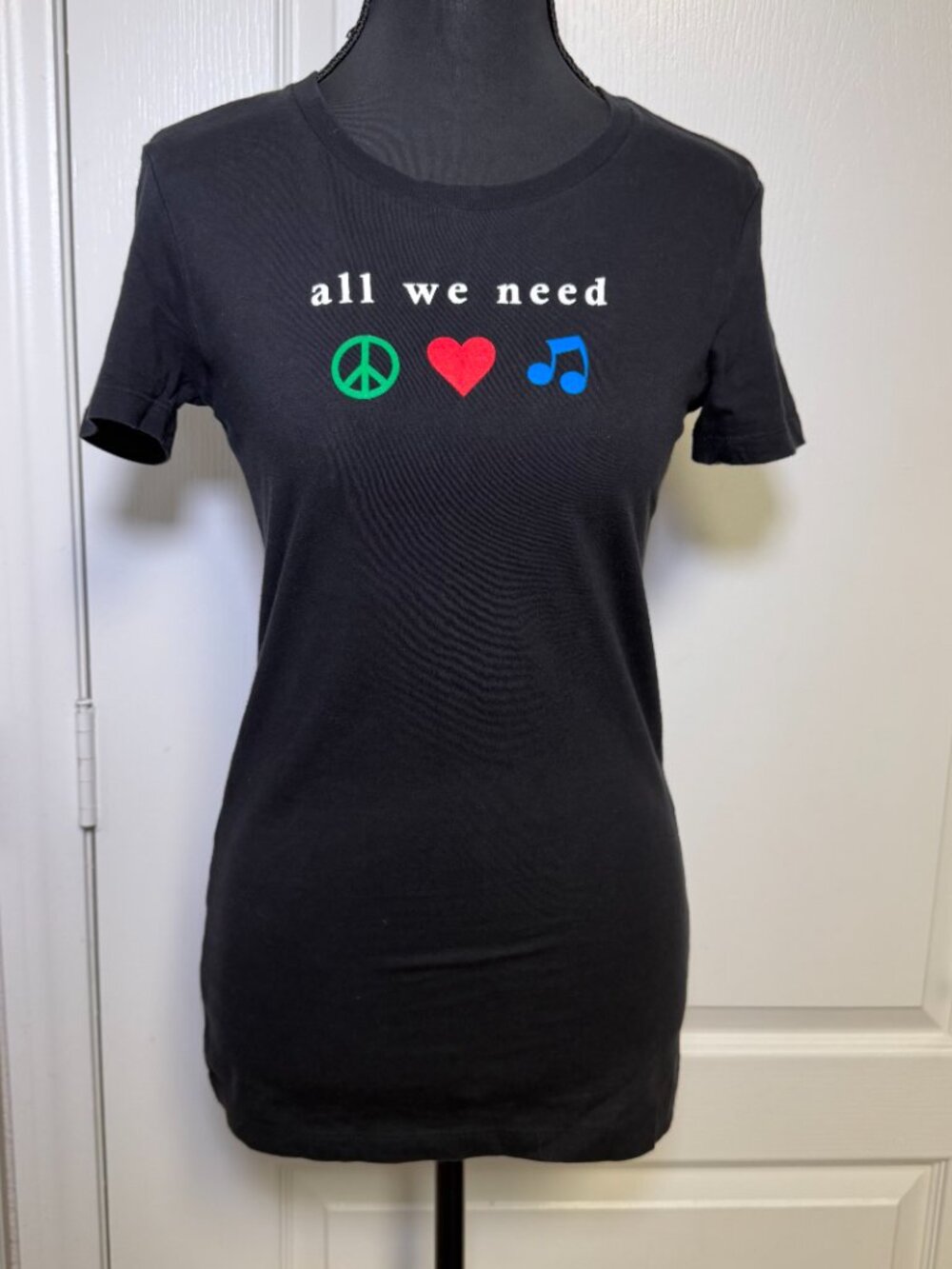Bella All We Need Peace Love Music Graphic Tee Shirt Size Small NAMM